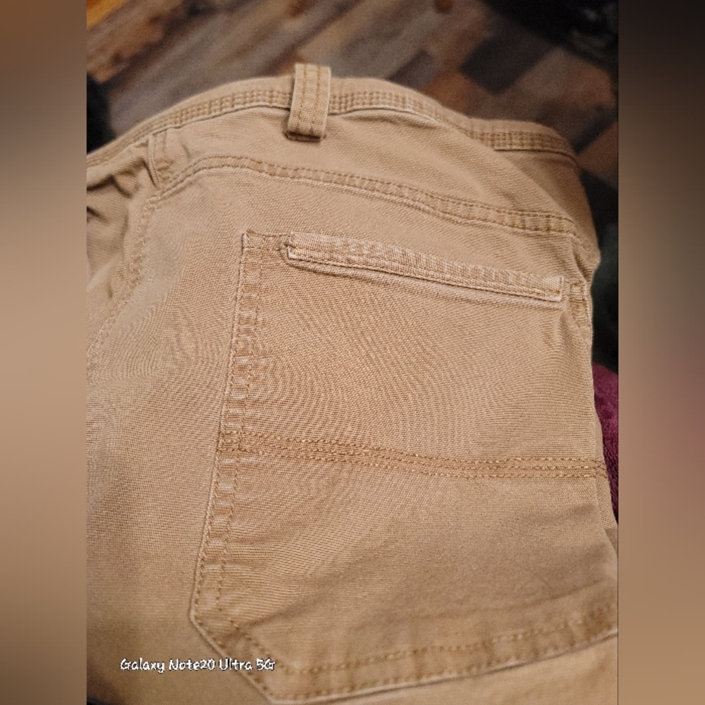 0818. EUC ~ Eddie Bauer ~ 98% Cotton ~ 2% Spandex ~ Reinforced Pockets & Hem ~ - Picture 7 of 14